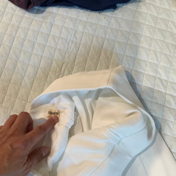 Tennis skorts, White, Barely Used excellent condition, Small - Picture 7 of 8